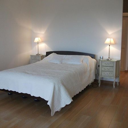 Camelia Rouge Bed & Breakfast Granville Eksteriør bilde